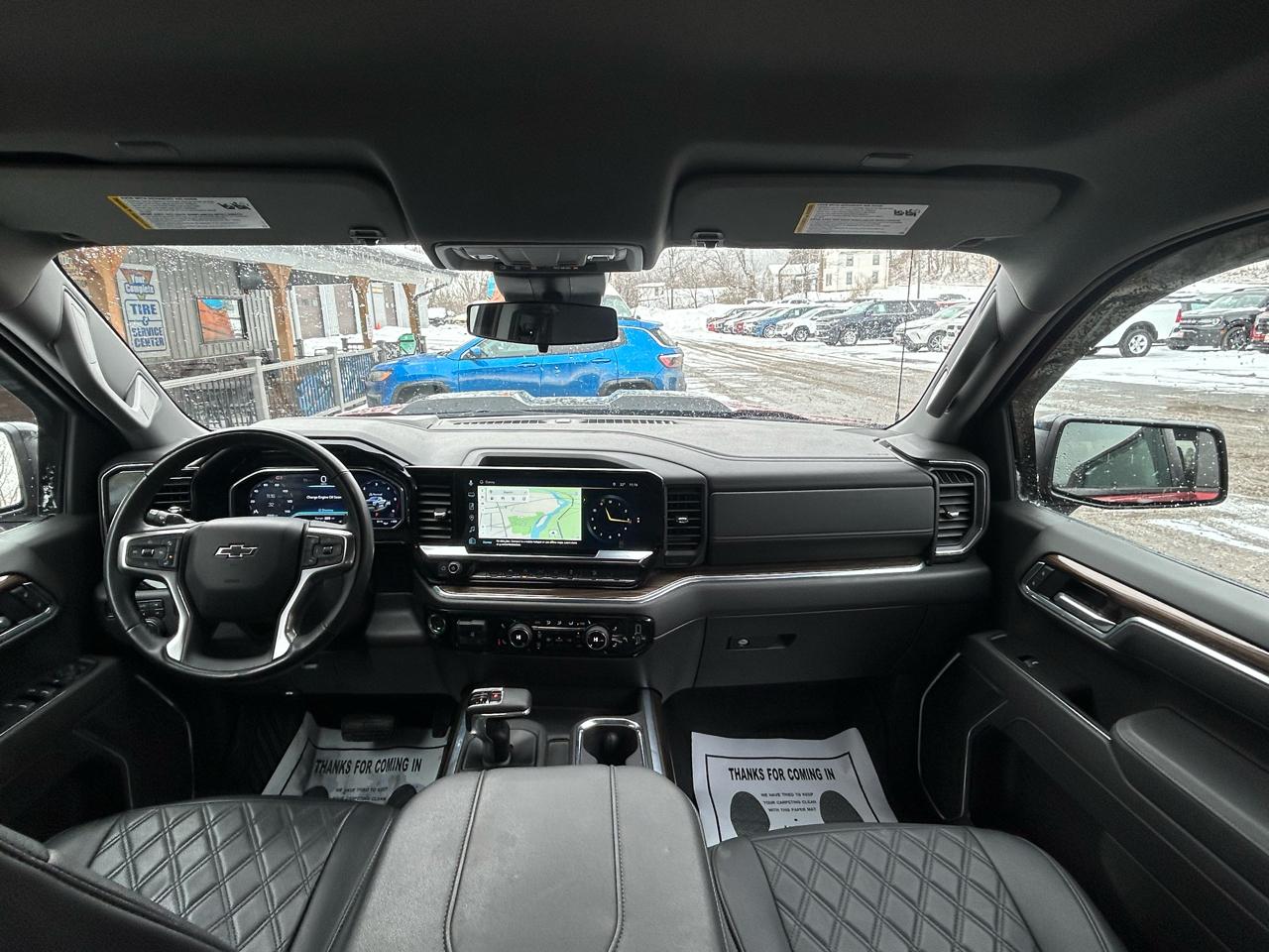 Chevrolet Silverado 1500 Trail Boss LT Crew Cab 4WD 2025