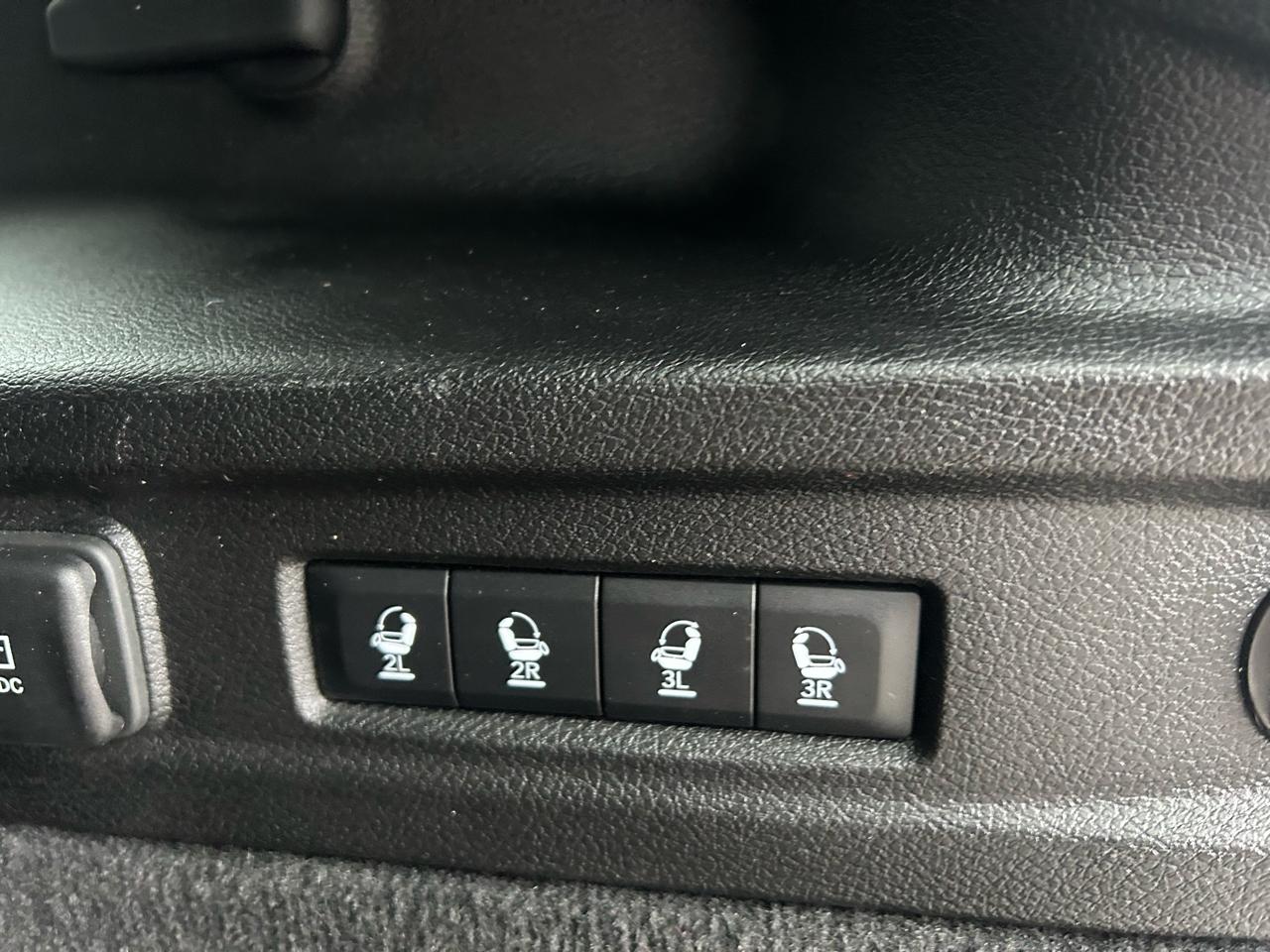 Jeep Grand Cherokee L Overland 4WD 2023