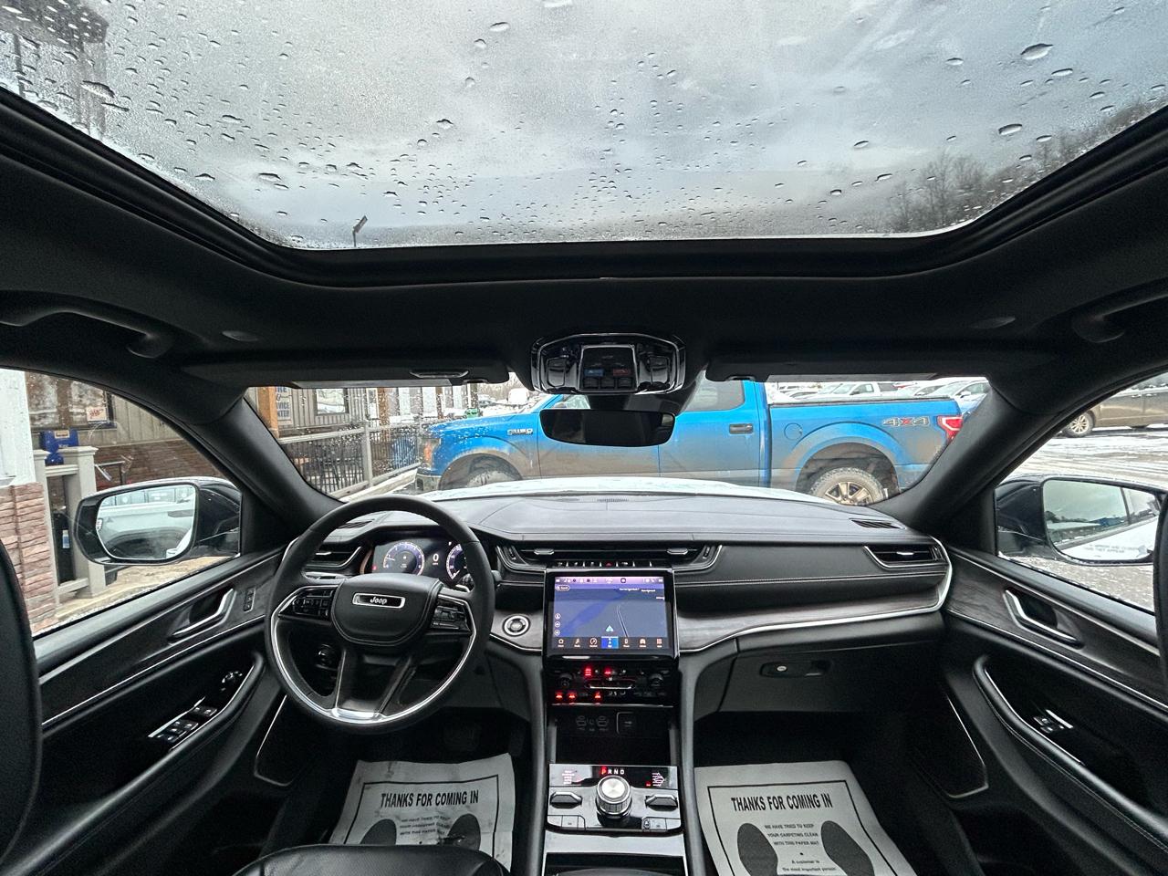 Jeep Grand Cherokee L Overland 4WD 2023