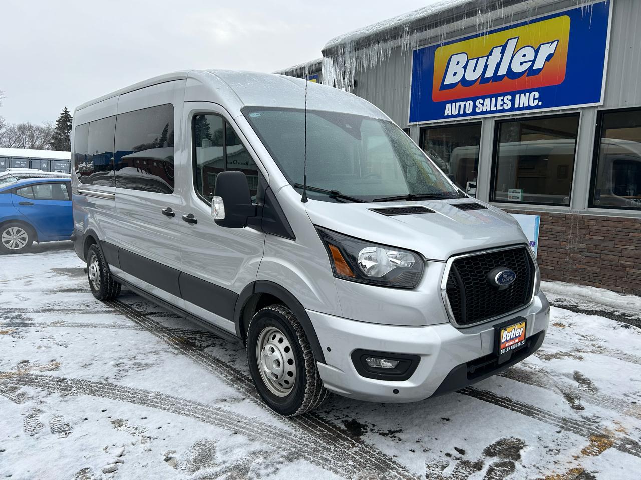 Ford Transit 350 Wagon Med. Roof XL w/Sliding Pass. 148-in. WB 2024