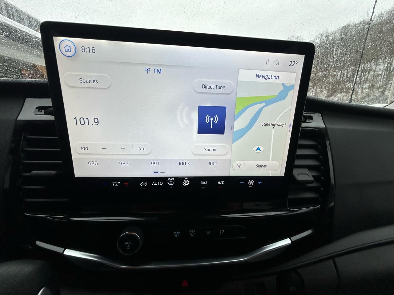 Ford Transit 350 Wagon Med. Roof XL w/Sliding Pass. 148-in. WB 2024