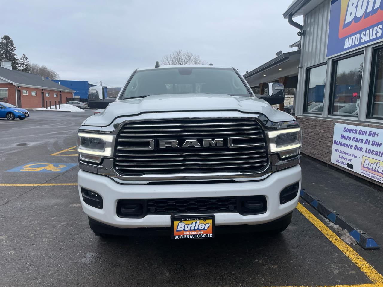 RAM 2500 Laramie Crew Cab SWB 4WD 2024