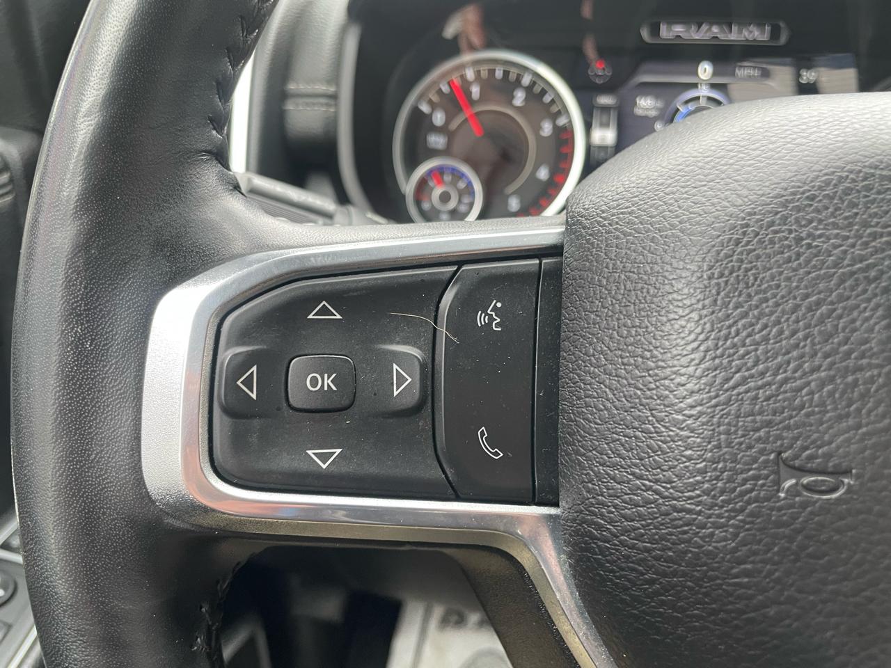 RAM 2500 Laramie Crew Cab SWB 4WD 2024