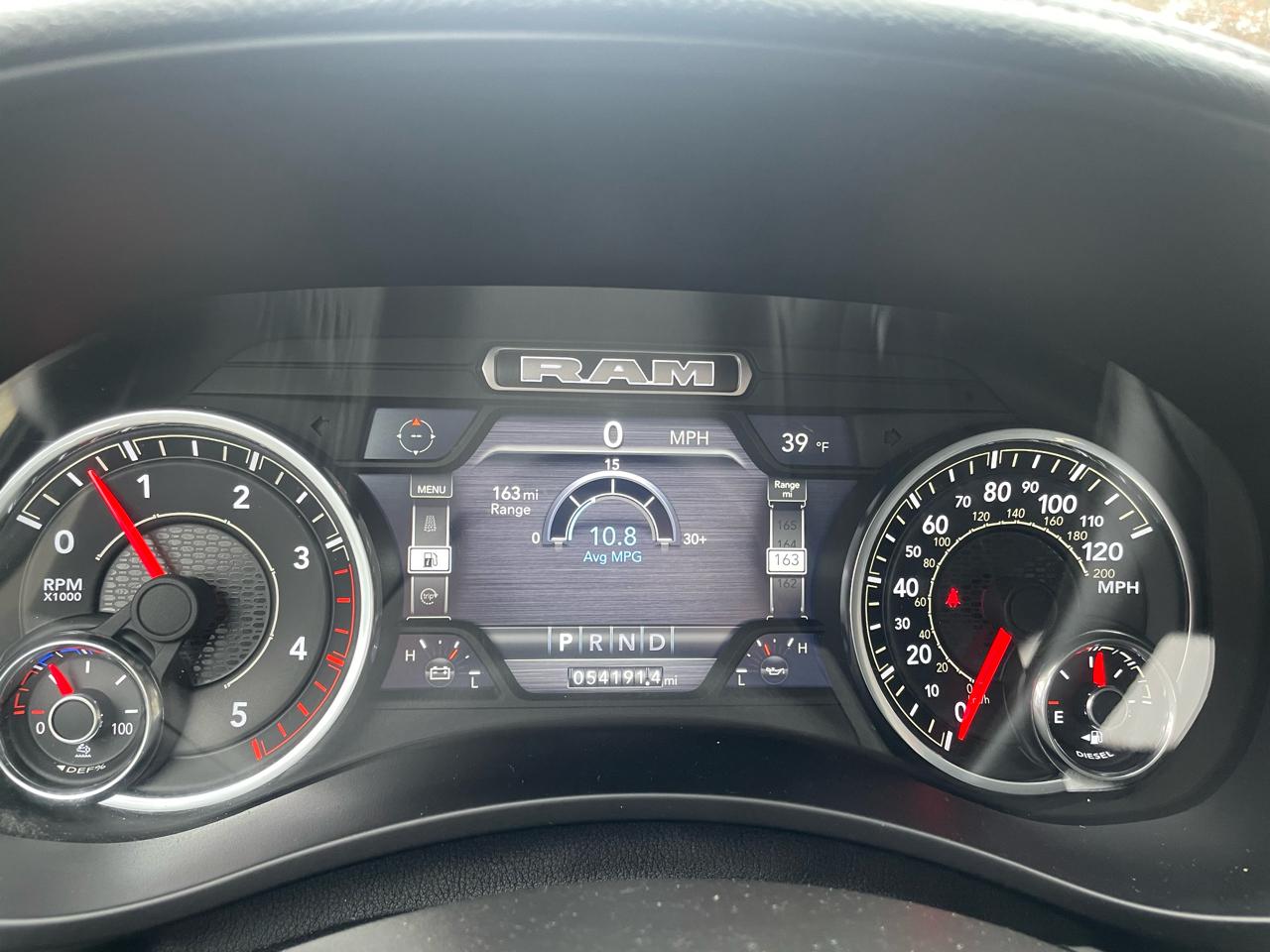 RAM 2500 Laramie Crew Cab SWB 4WD 2024