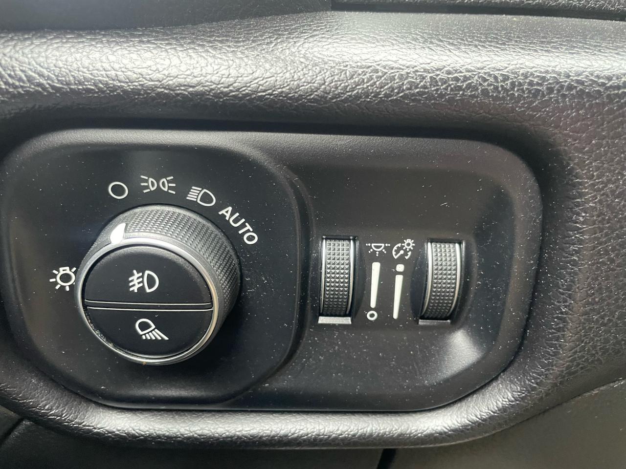 RAM 2500 Laramie Crew Cab SWB 4WD 2024