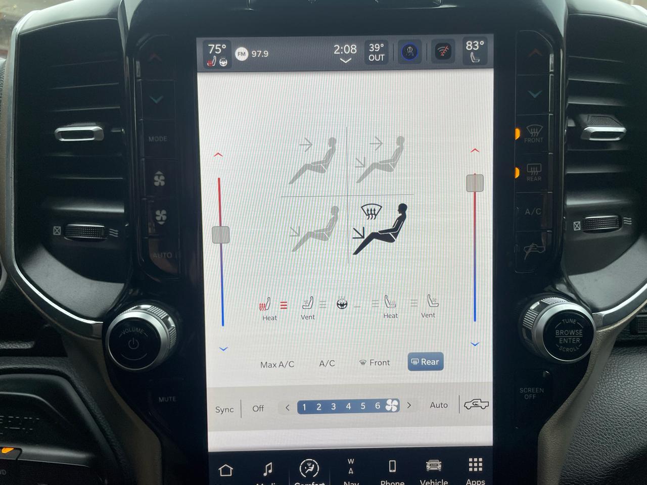 RAM 2500 Laramie Crew Cab SWB 4WD 2024