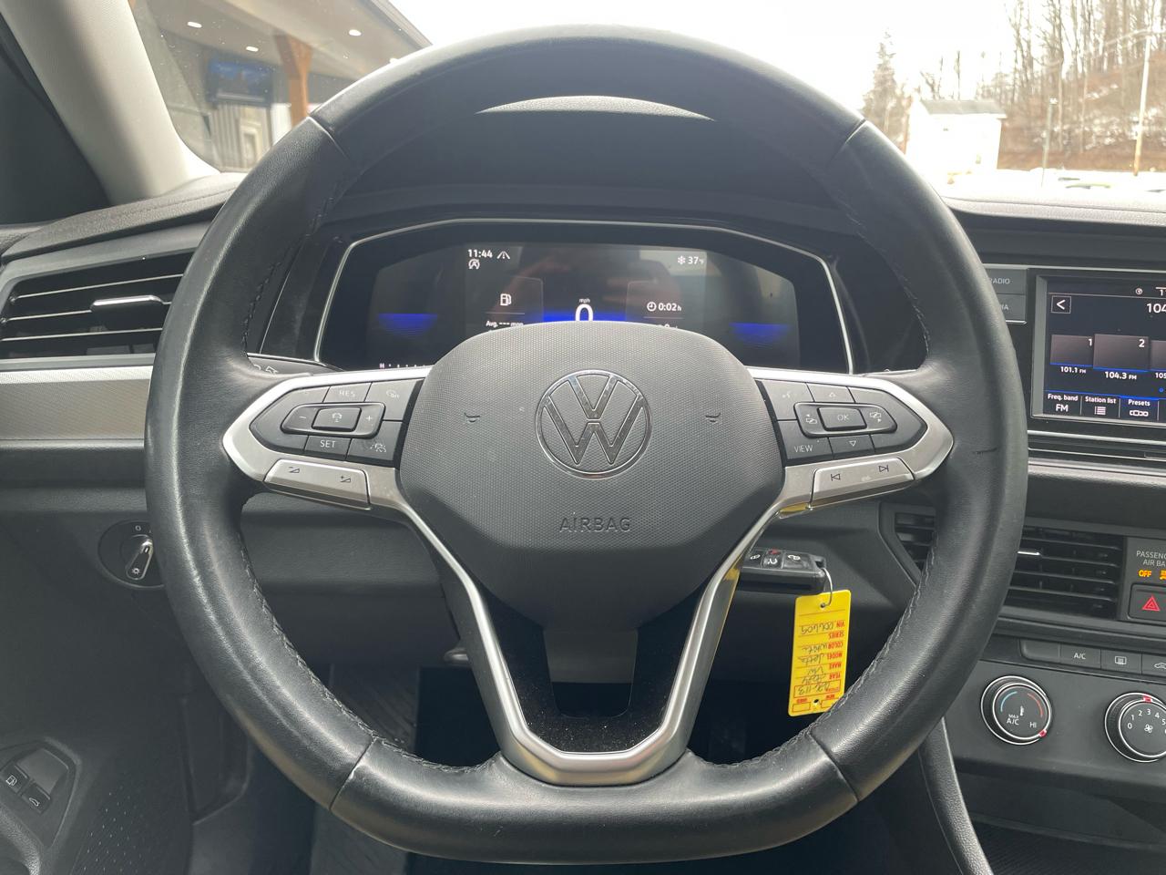 Volkswagen Jetta S 2024