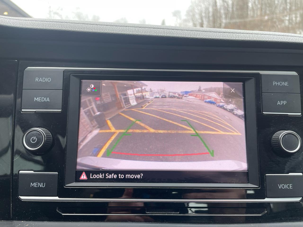 Volkswagen Jetta S 2024