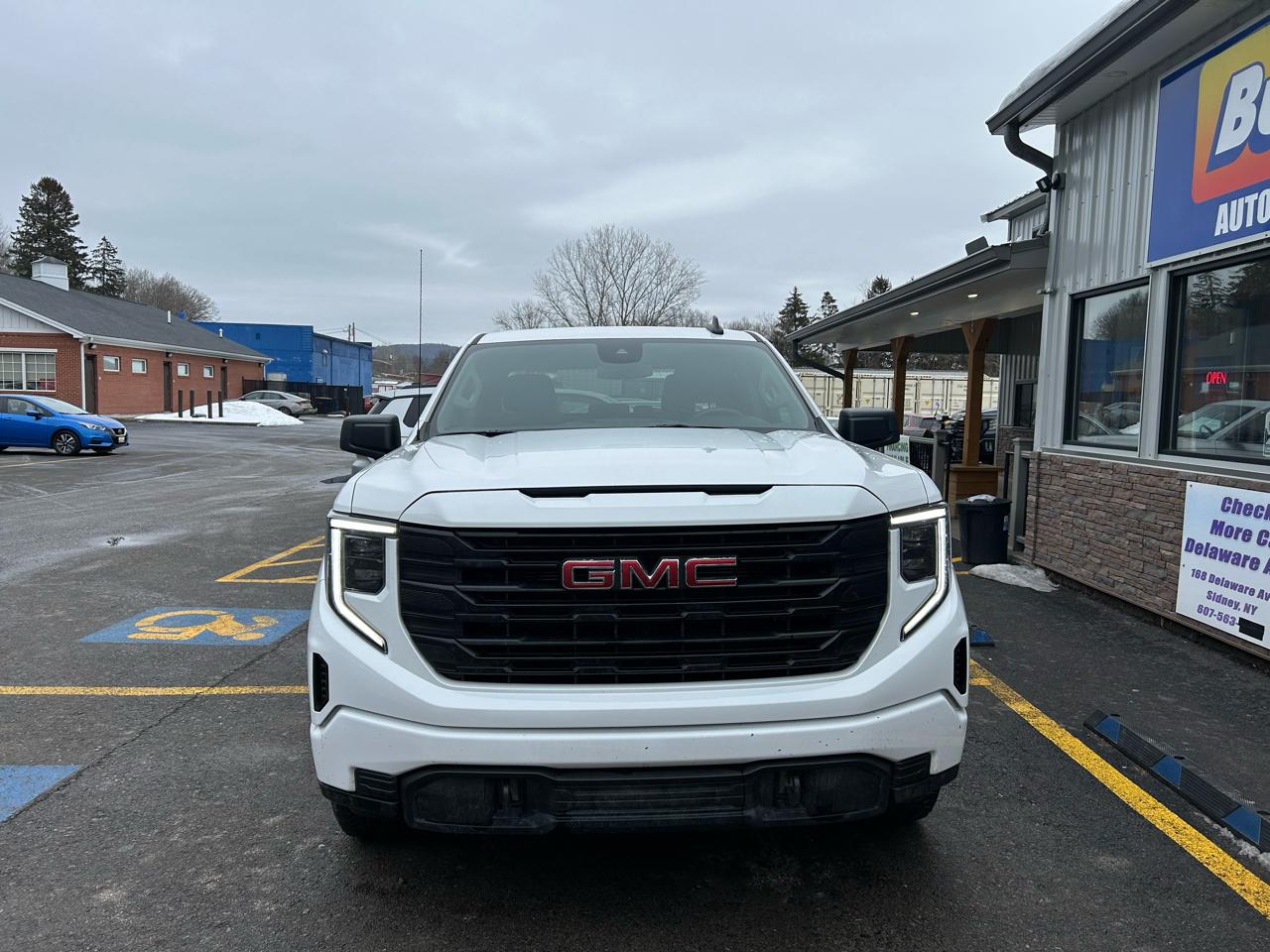 GMC Sierra 1500 Pro Crew Cab Short Box 4WD 2024