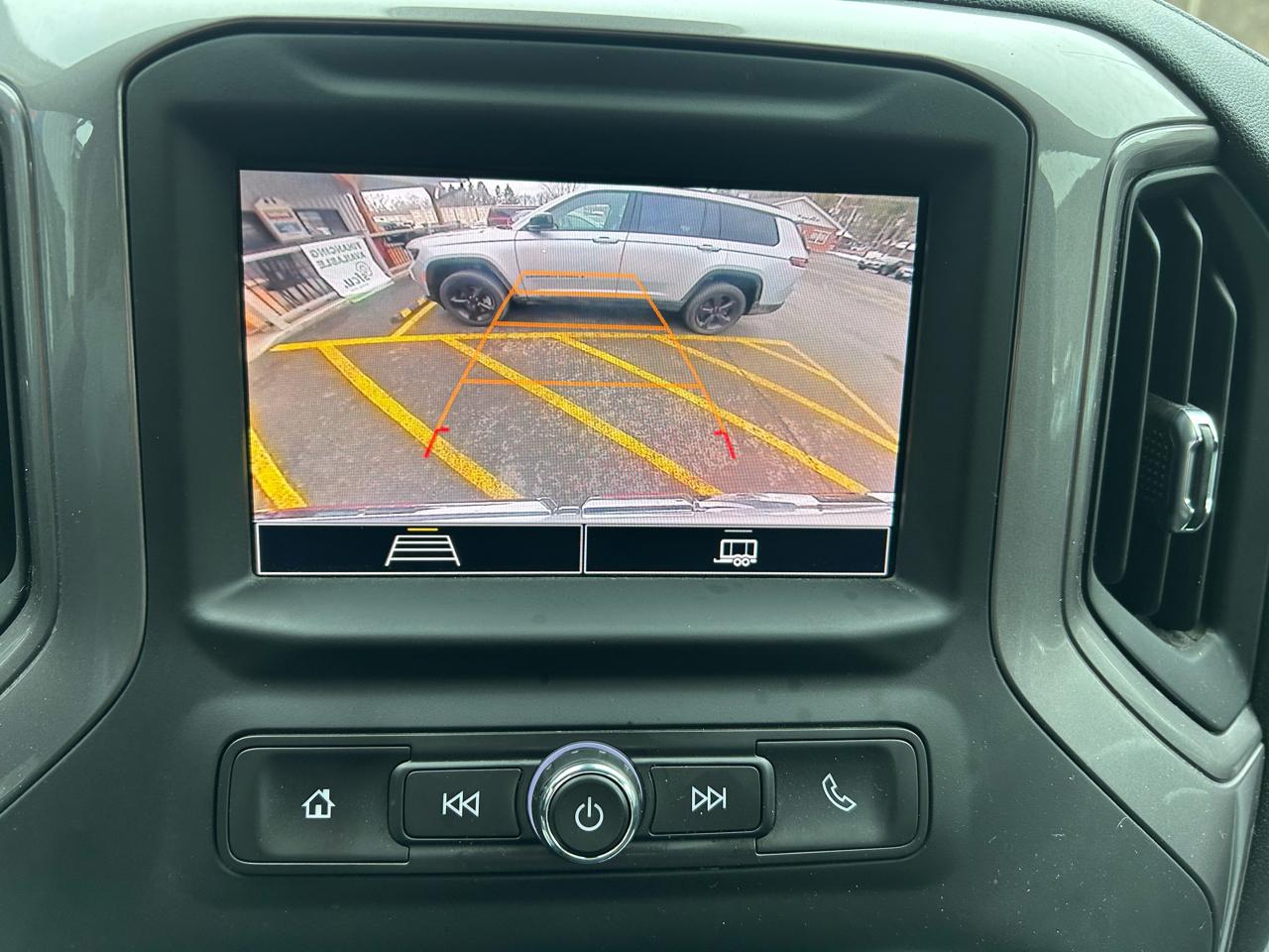 GMC Sierra 1500 Pro Crew Cab Short Box 4WD 2024