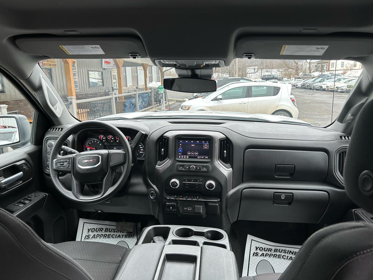 GMC Sierra 1500 Pro Crew Cab Short Box 4WD 2024