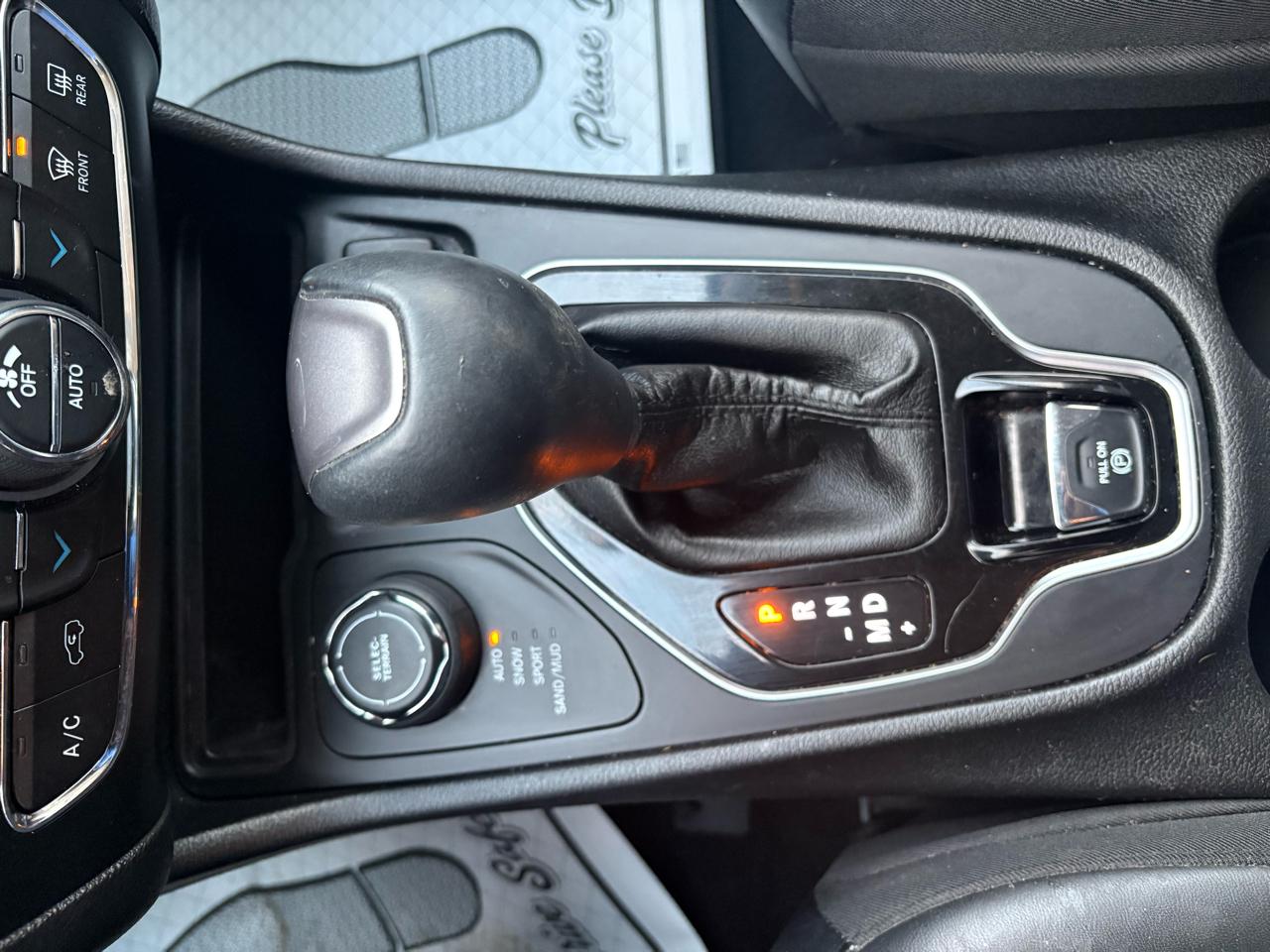 Jeep Cherokee Limited 4WD 2019