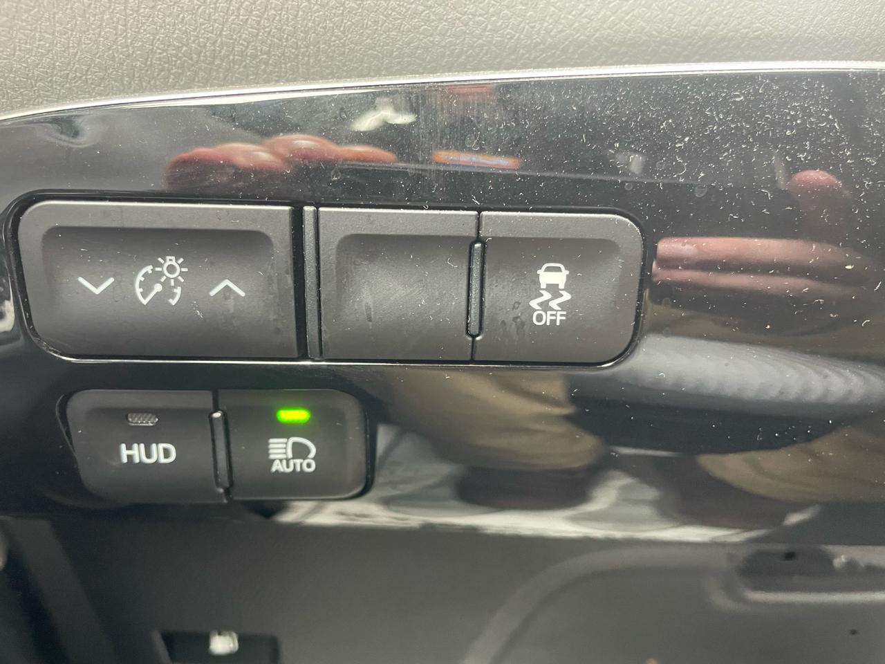 Toyota Prius Two Eco 2016