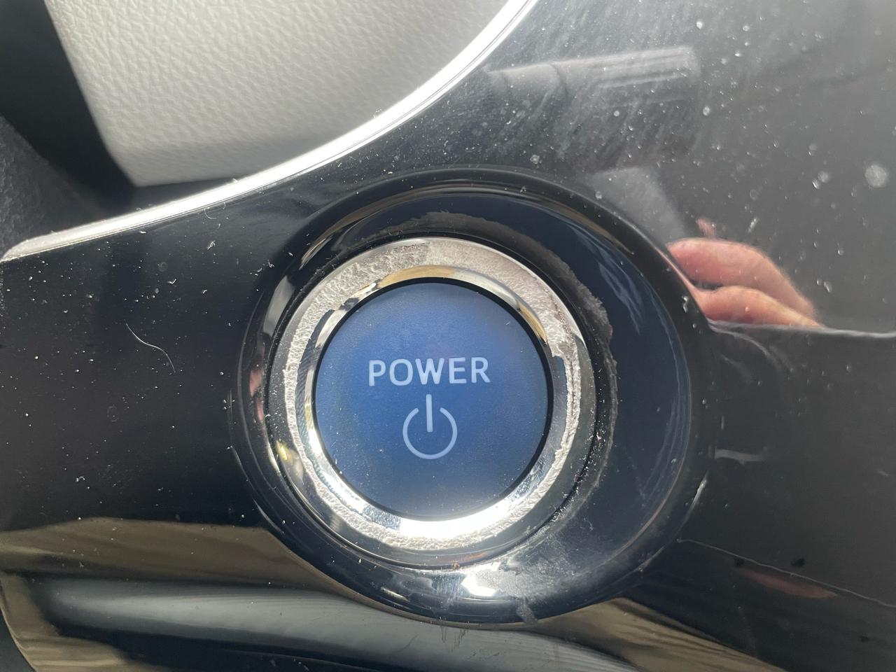 Toyota Prius Two Eco 2016