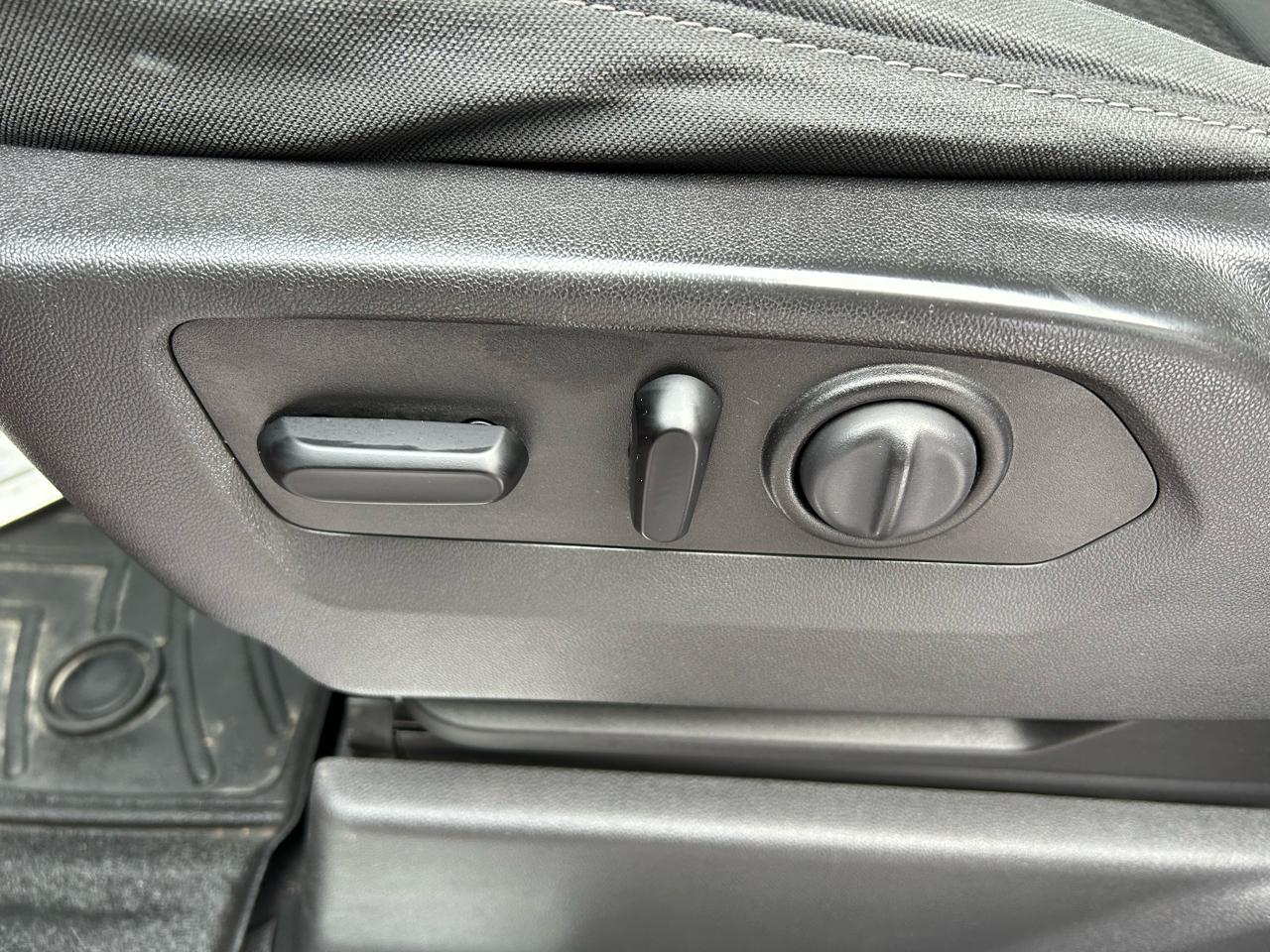 Chevrolet Silverado 1500 RST Double Cab 4WD 2020