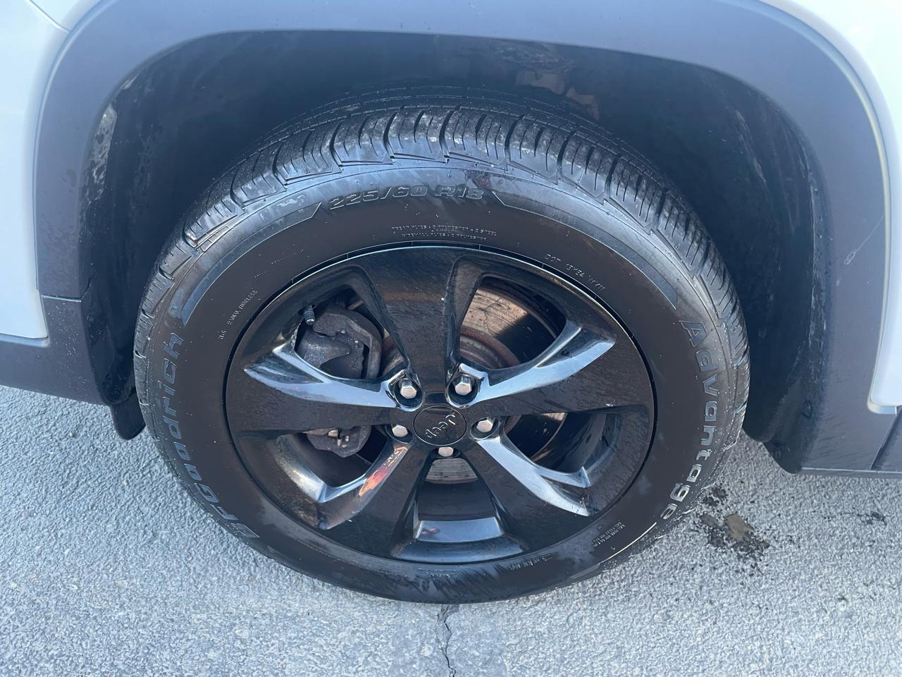 Jeep Cherokee Latitude 4WD 2019