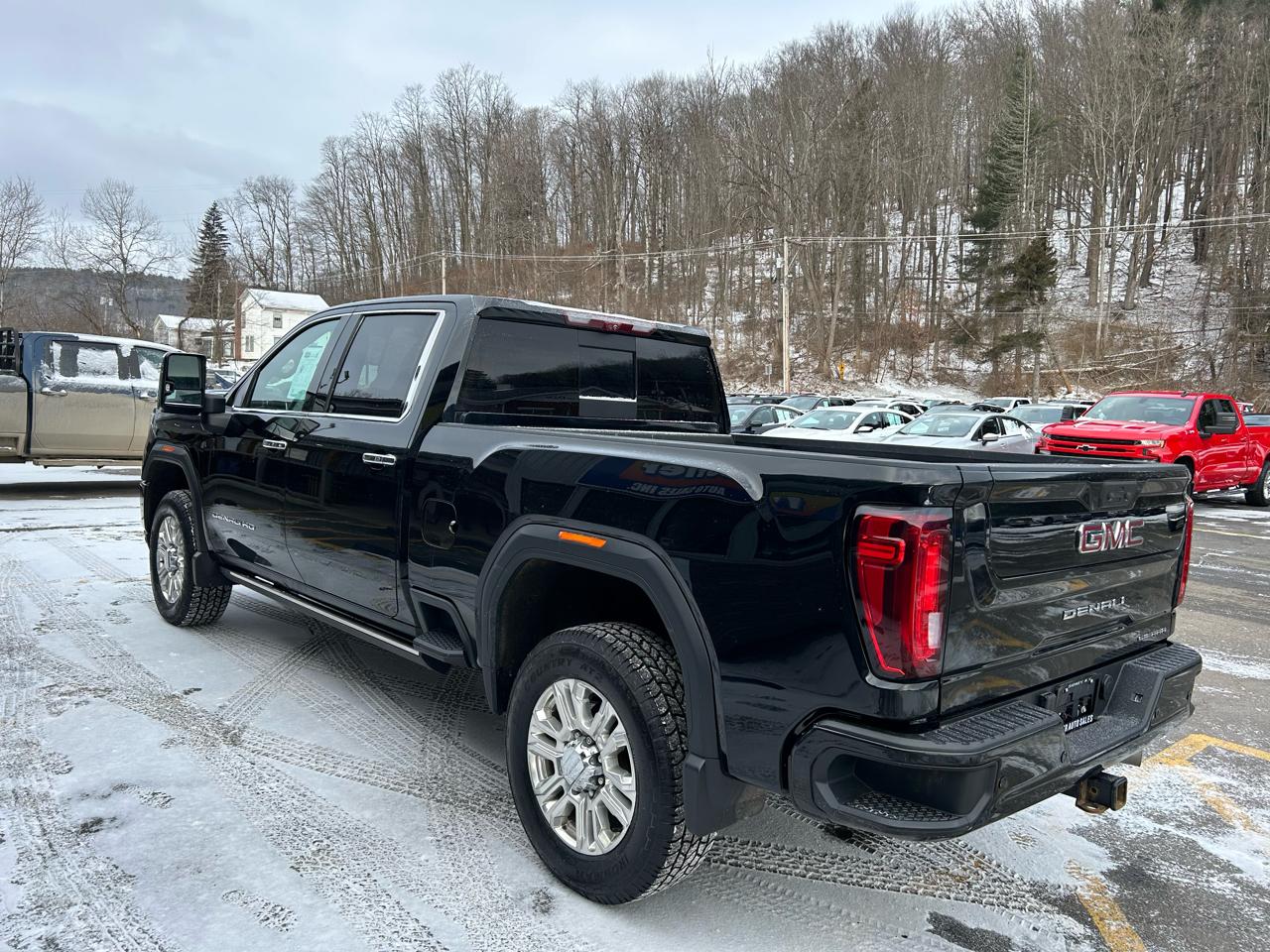 GMC Sierra 2500HD Denali Crew Cab 4WD SB 2022