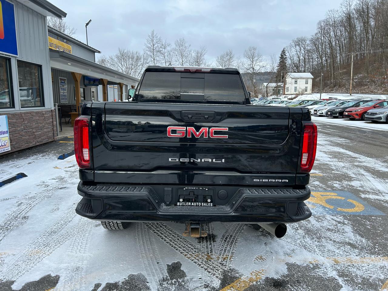 GMC Sierra 2500HD Denali Crew Cab 4WD SB 2022