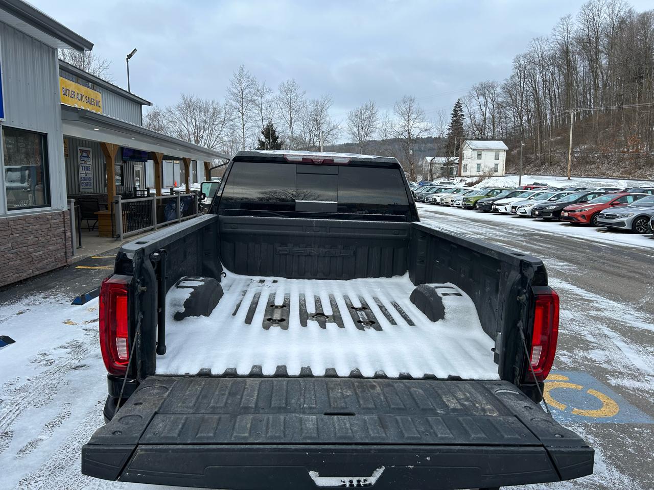 GMC Sierra 2500HD Denali Crew Cab 4WD SB 2022