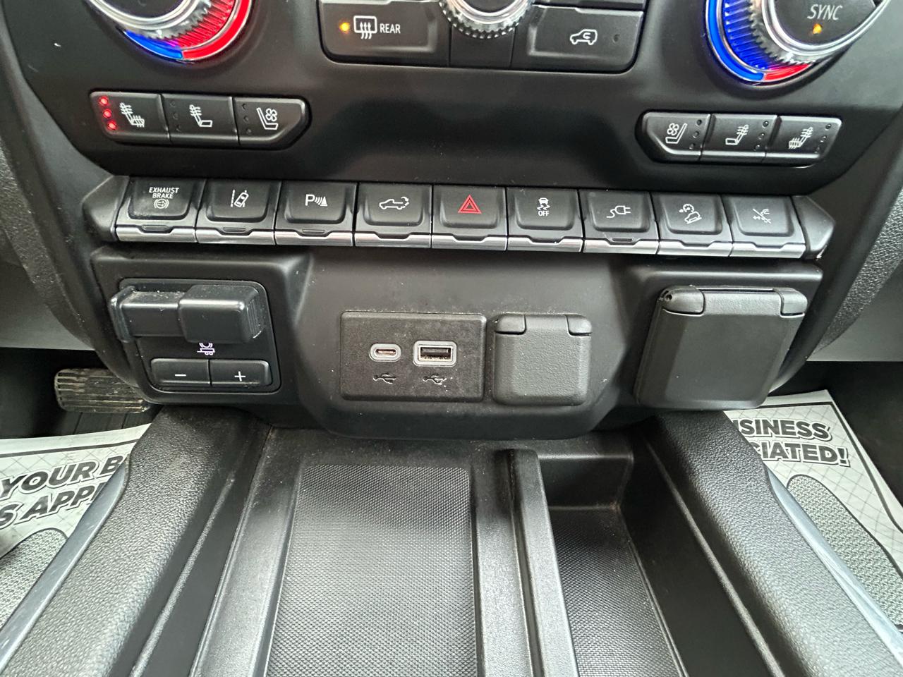 GMC Sierra 2500HD Denali Crew Cab 4WD SB 2022