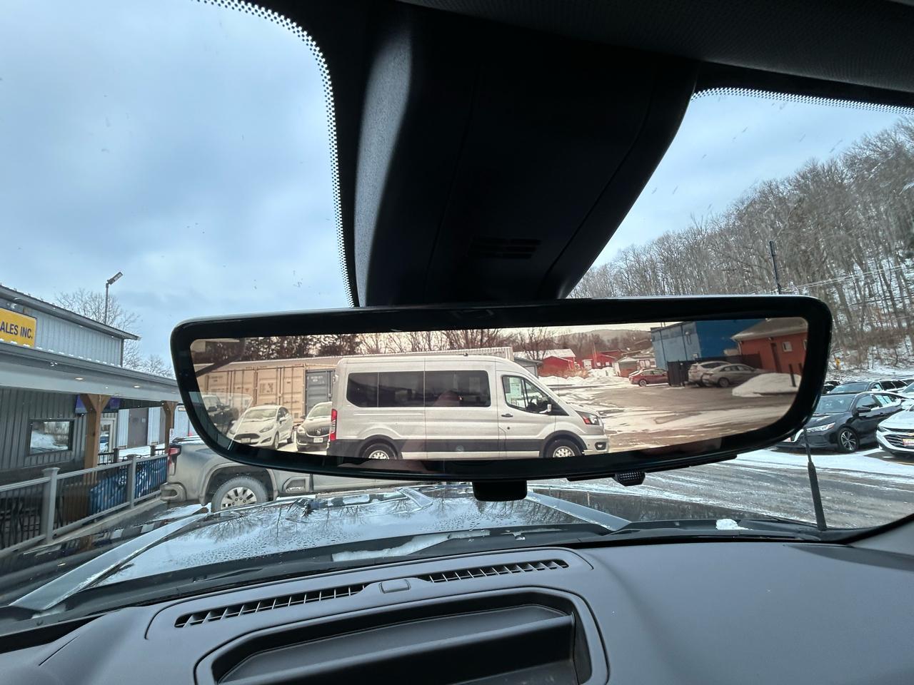 GMC Sierra 2500HD Denali Crew Cab 4WD SB 2022