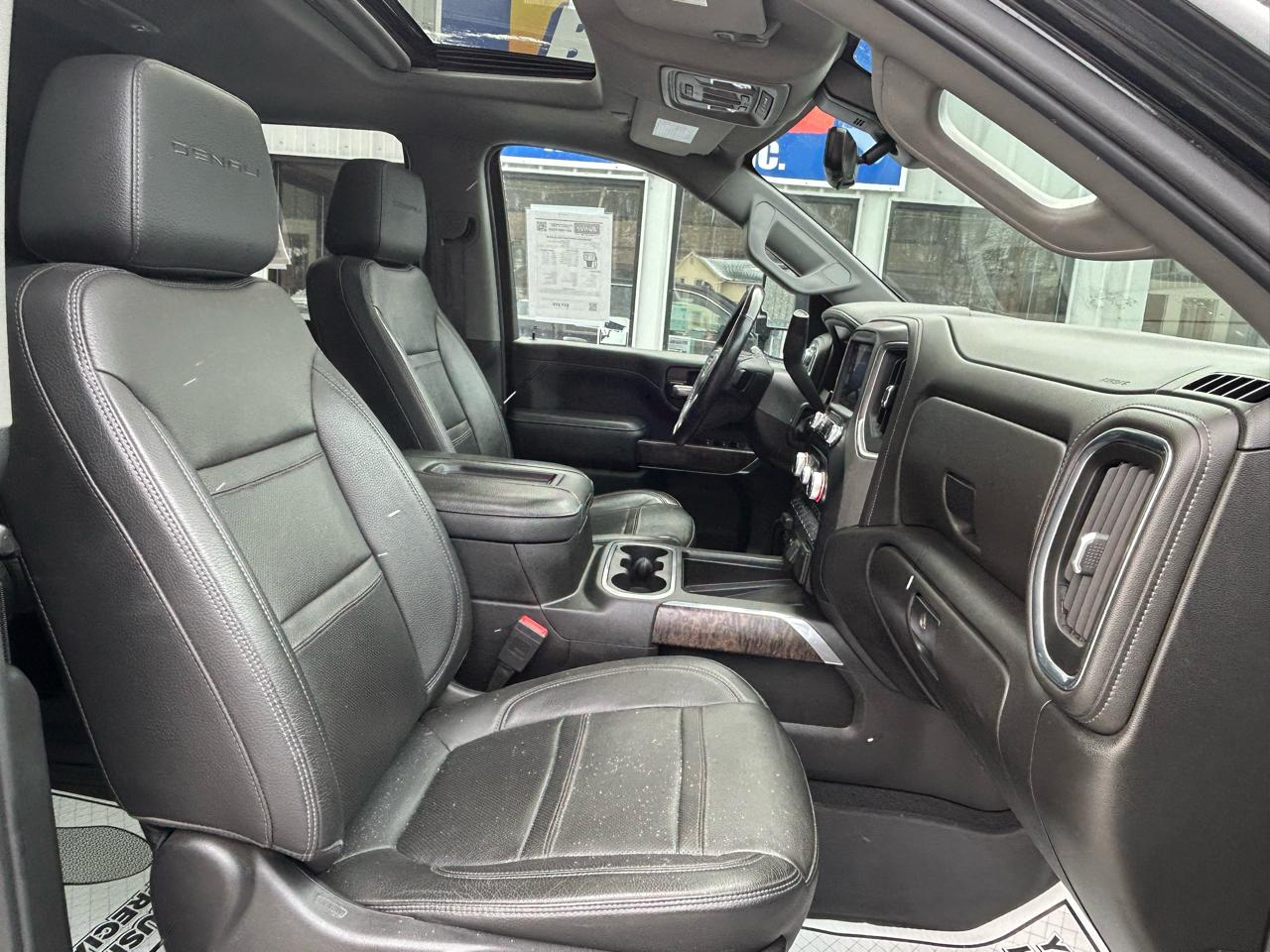 GMC Sierra 2500HD Denali Crew Cab 4WD SB 2022
