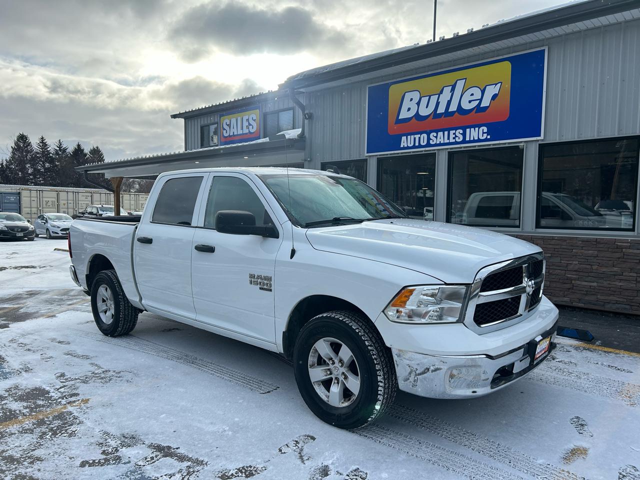RAM 1500 SLT Crew Cab SWB 4WD 2022