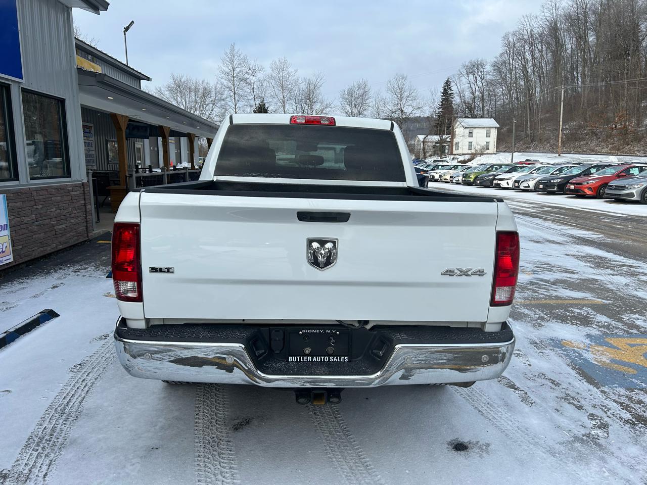 RAM 1500 SLT Crew Cab SWB 4WD 2022