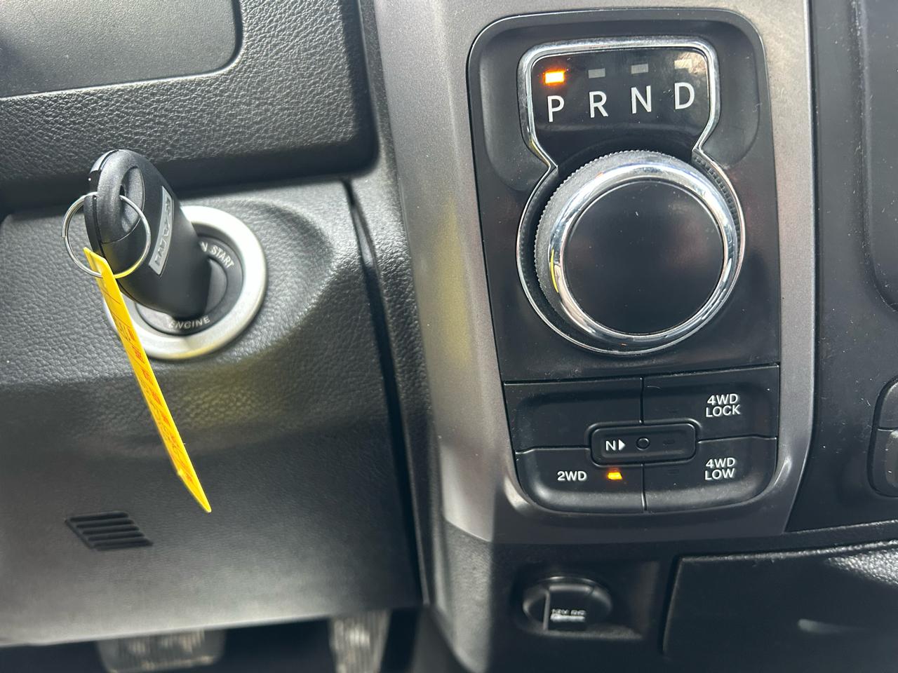 RAM 1500 SLT Crew Cab SWB 4WD 2022