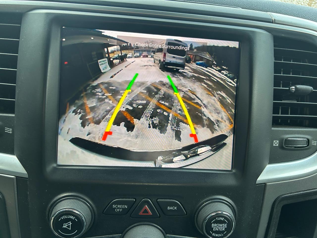 RAM 1500 SLT Crew Cab SWB 4WD 2022