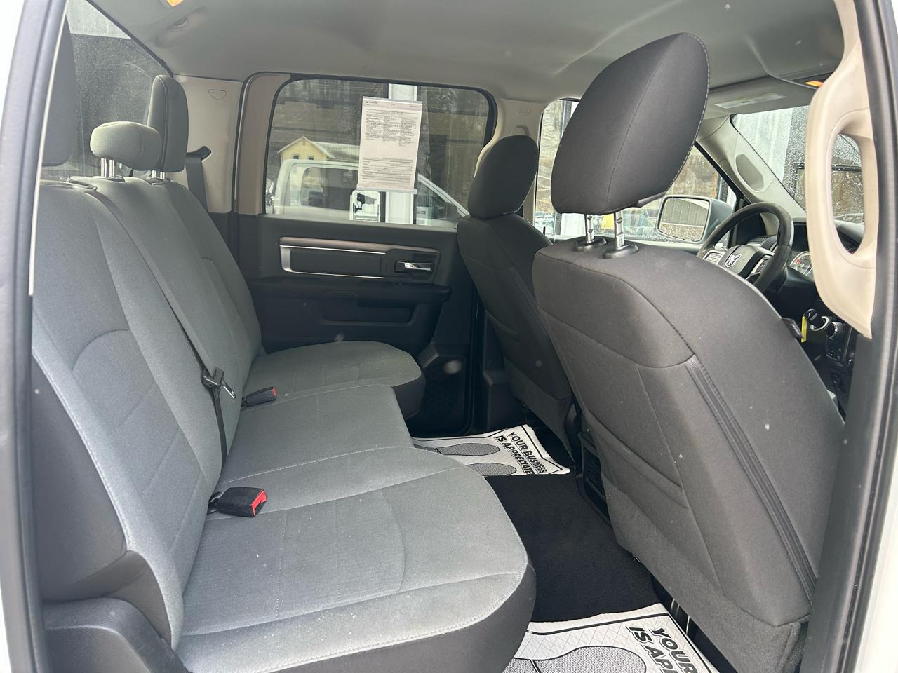 RAM 1500 SLT Crew Cab SWB 4WD 2022