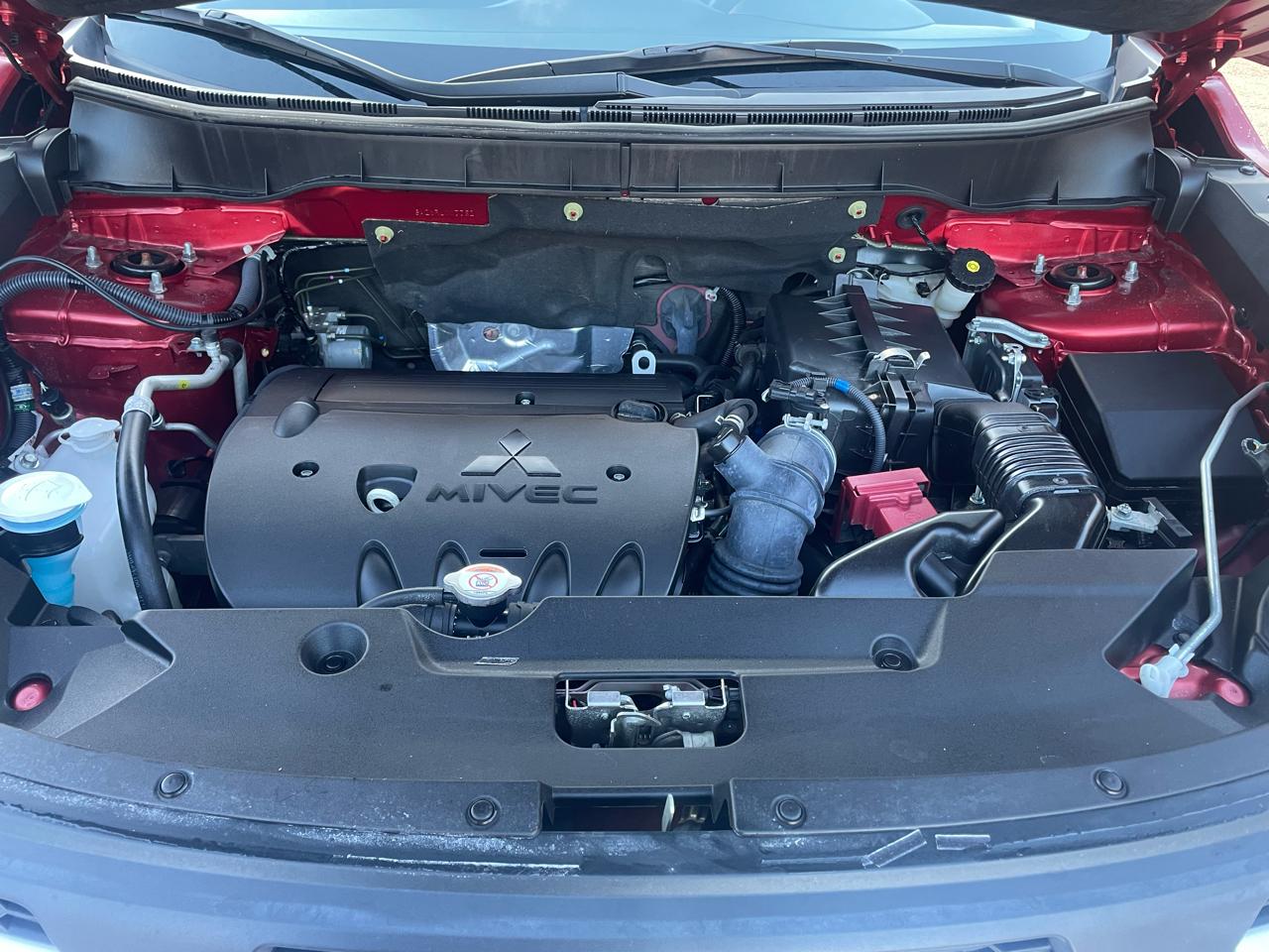 Mitsubishi Outlander Sport 2.0 ES 4WD 2024