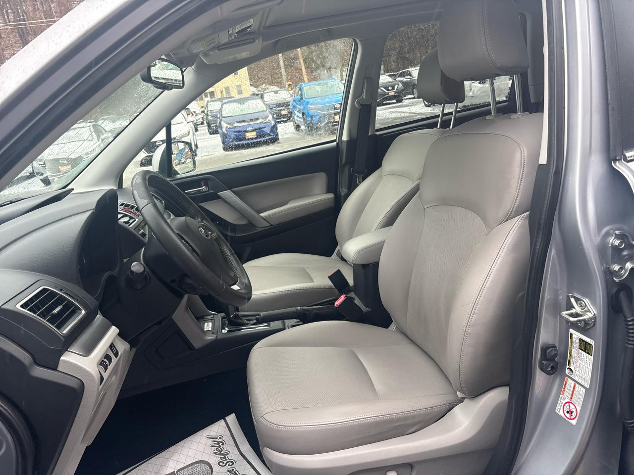 Subaru Forester 2.5i Touring 2016