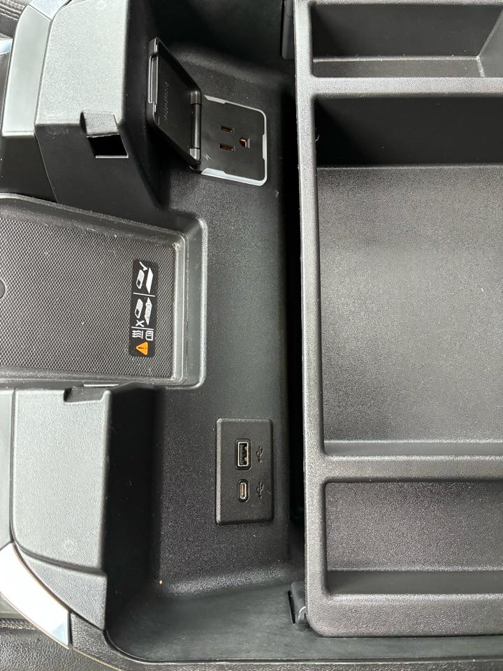 Chevrolet Silverado 1500 High Country Crew Cab 4WD 2023