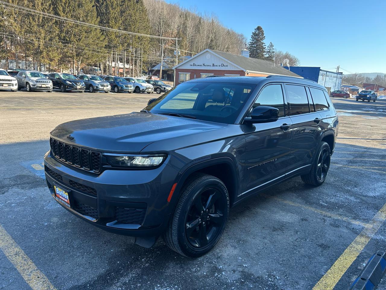 Jeep Grand Cherokee L Laredo 4WD 2023