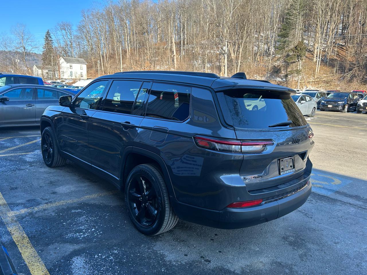 Jeep Grand Cherokee L Laredo 4WD 2023