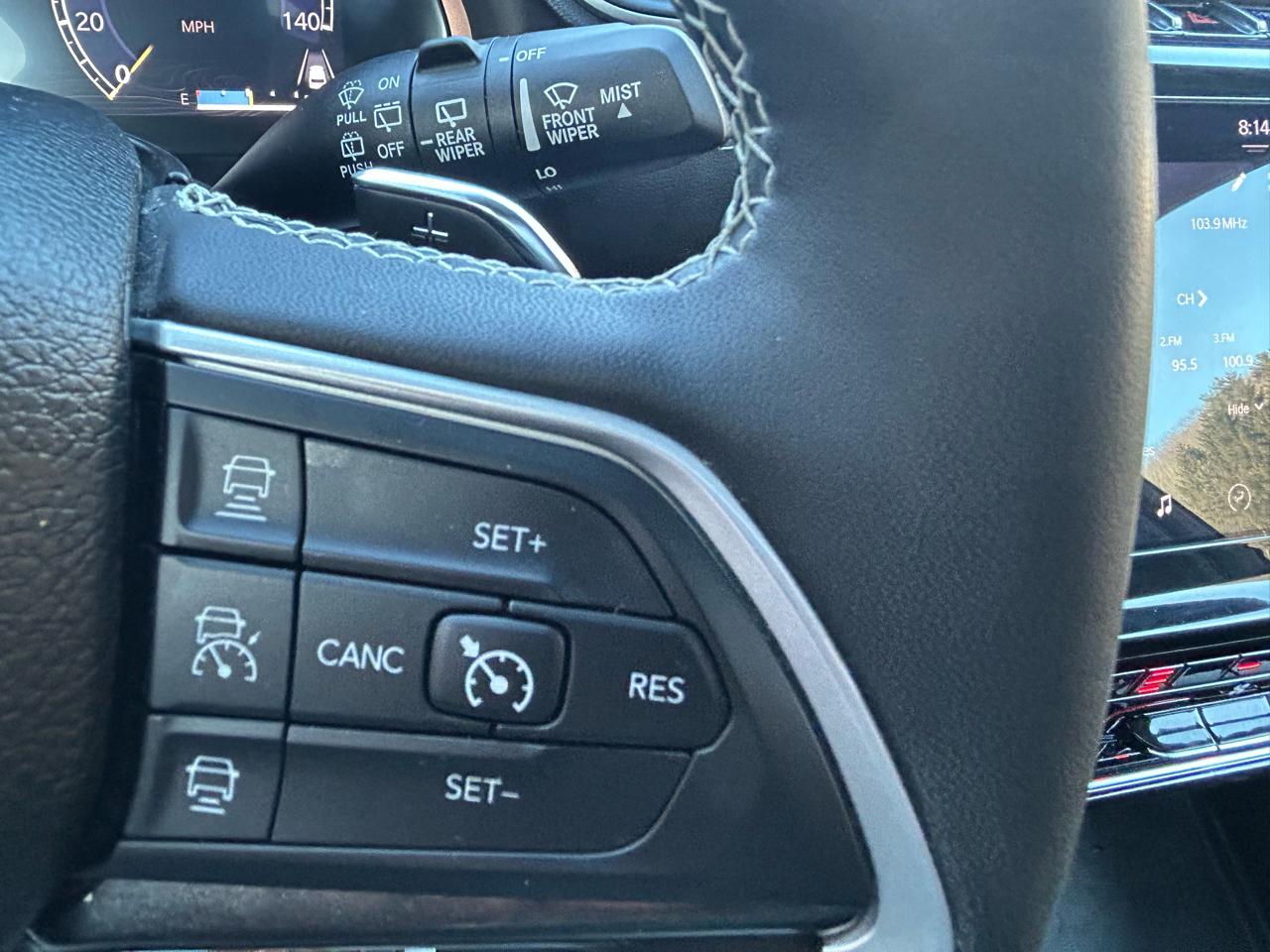 Jeep Grand Cherokee L Laredo 4WD 2023