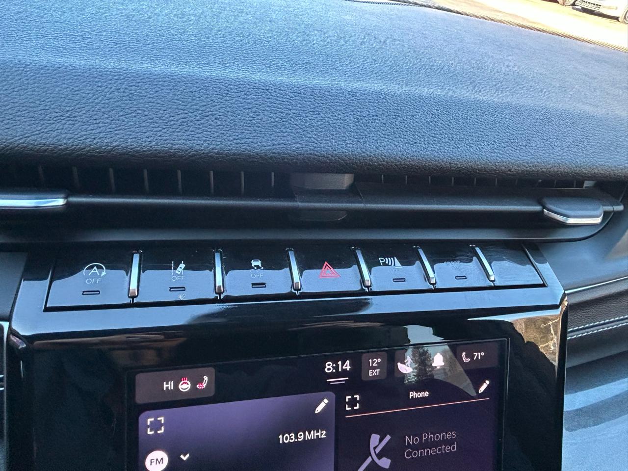 Jeep Grand Cherokee L Laredo 4WD 2023