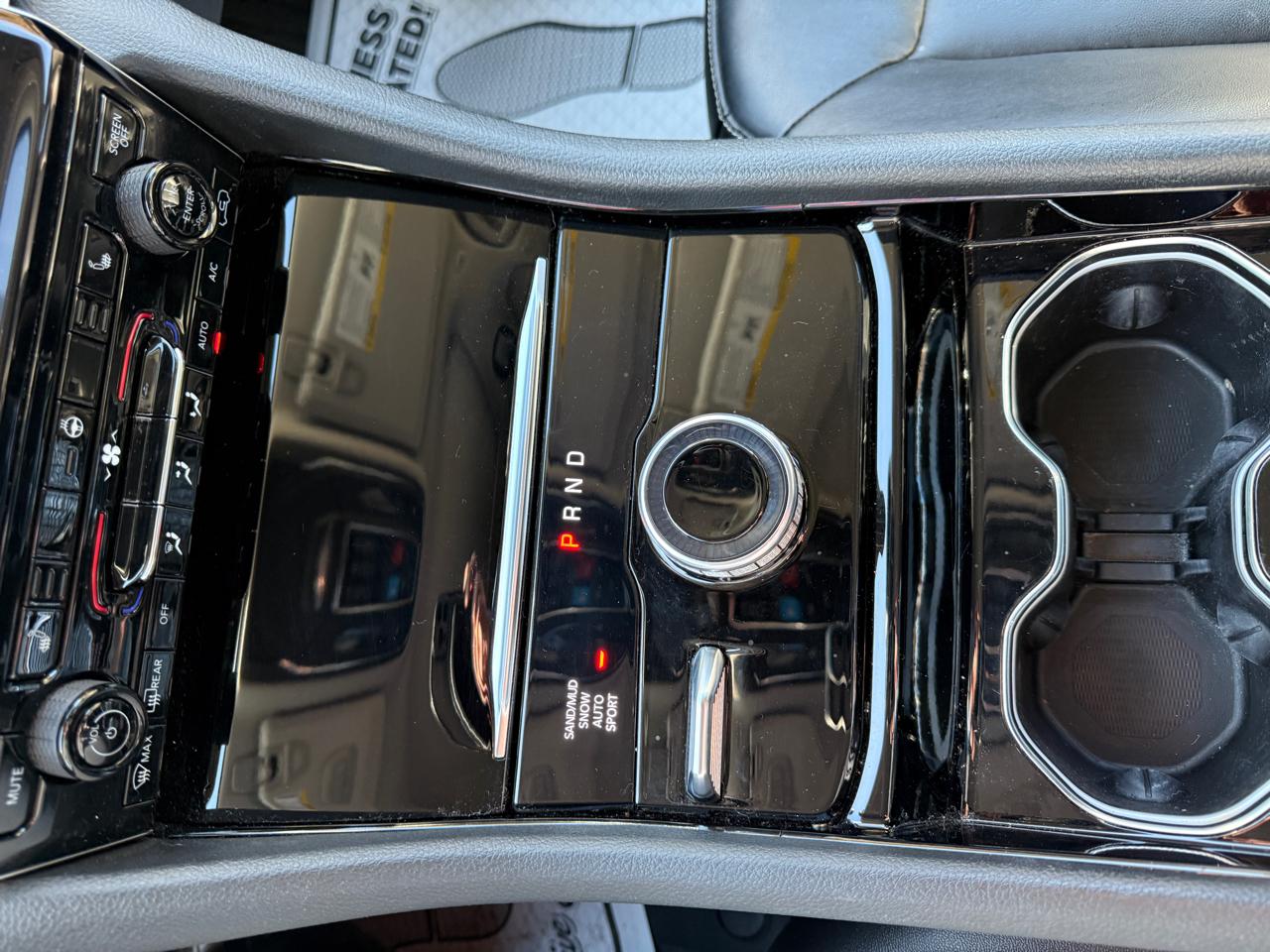 Jeep Grand Cherokee L Limited 4WD 2023