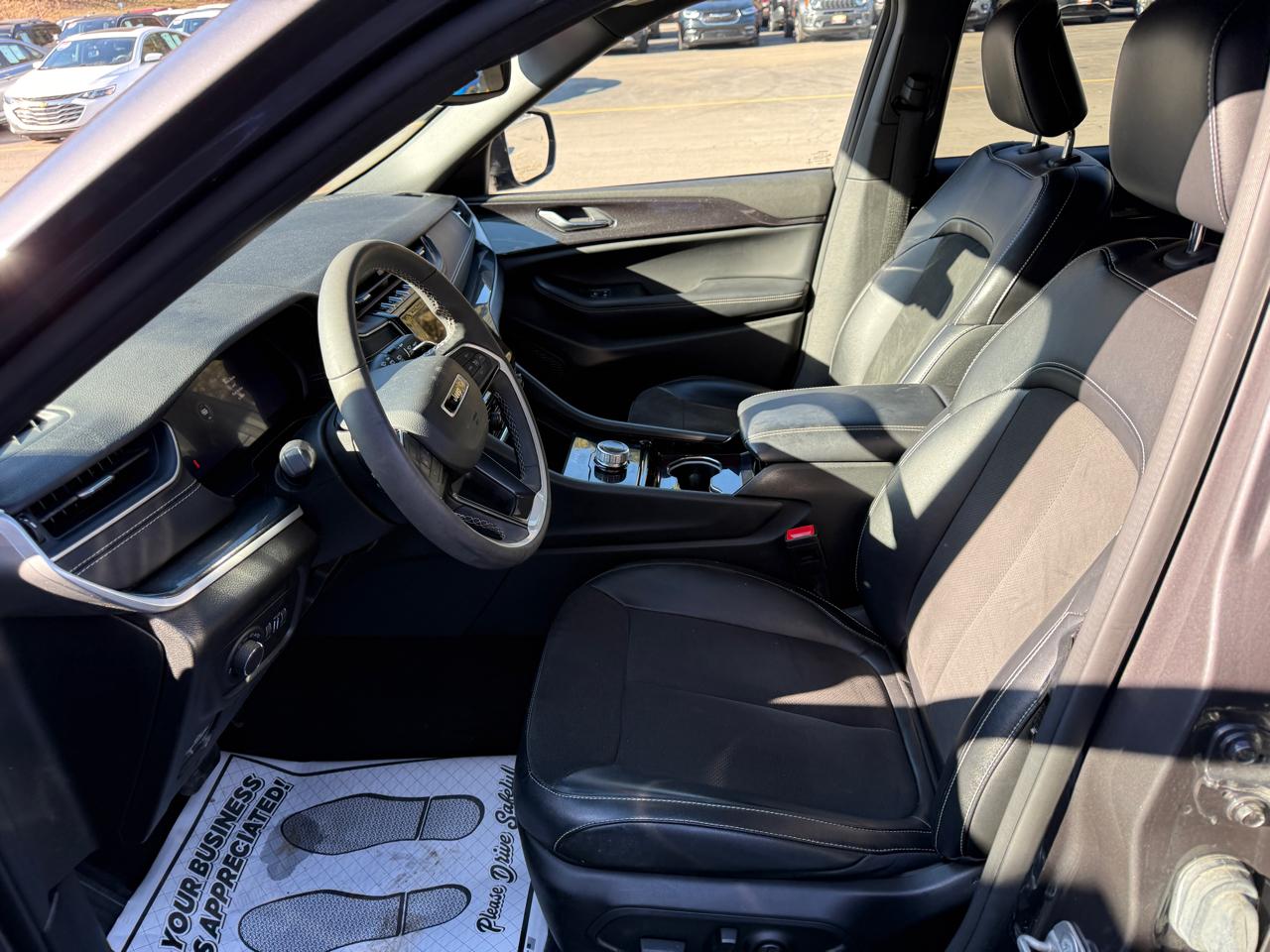 Jeep Grand Cherokee L  2023