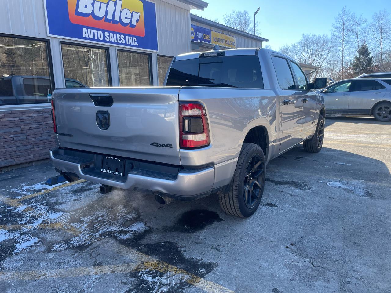 RAM 1500 Laramie Crew Cab SWB 4WD 2023