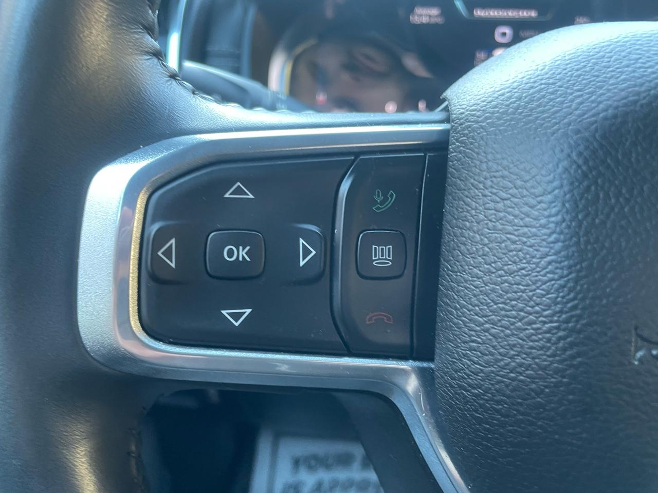 RAM 1500 Laramie Crew Cab SWB 4WD 2023