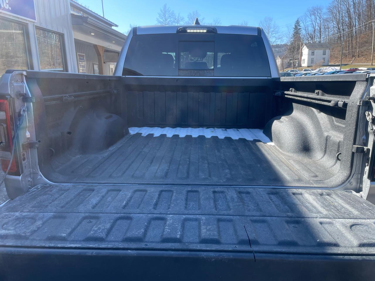 RAM 1500 Laramie Crew Cab SWB 4WD 2023