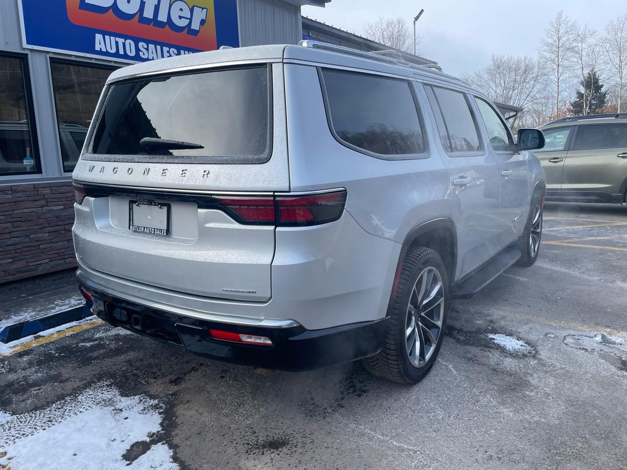 Jeep Wagoneer Series II 4WD 2022