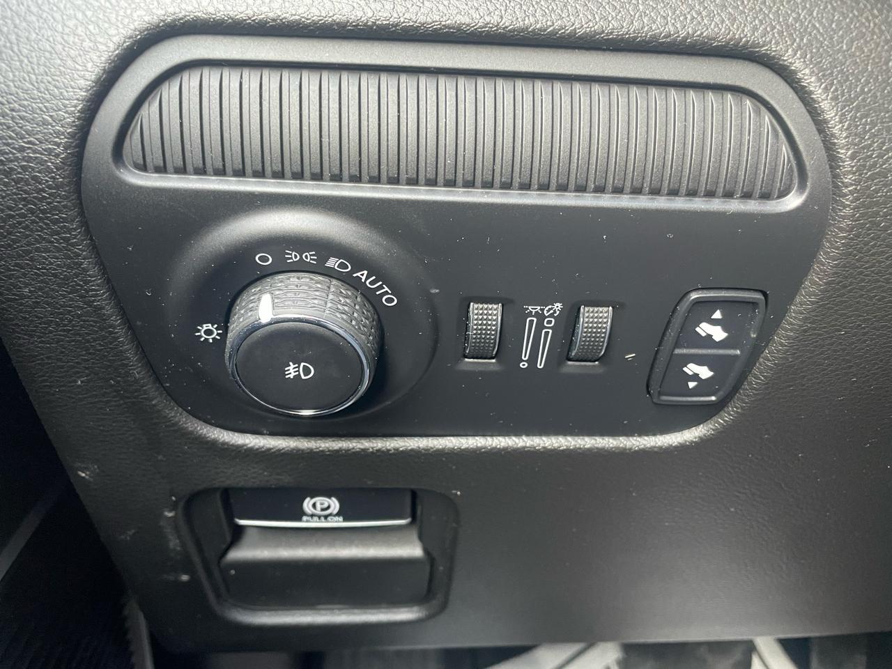 Jeep Wagoneer Series II 4WD 2022