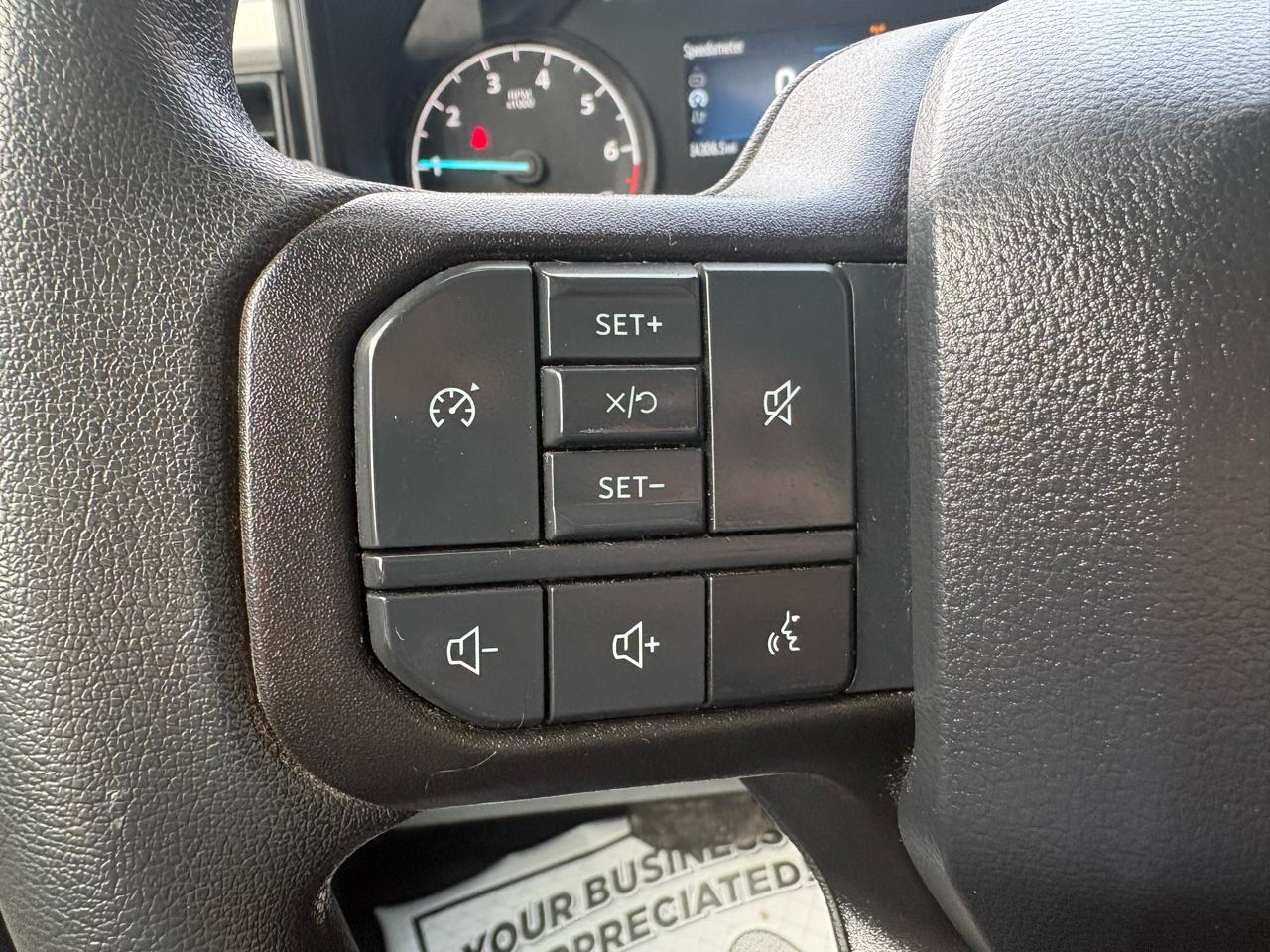 Ford F-250 SD XL Crew Cab 4WD 2023