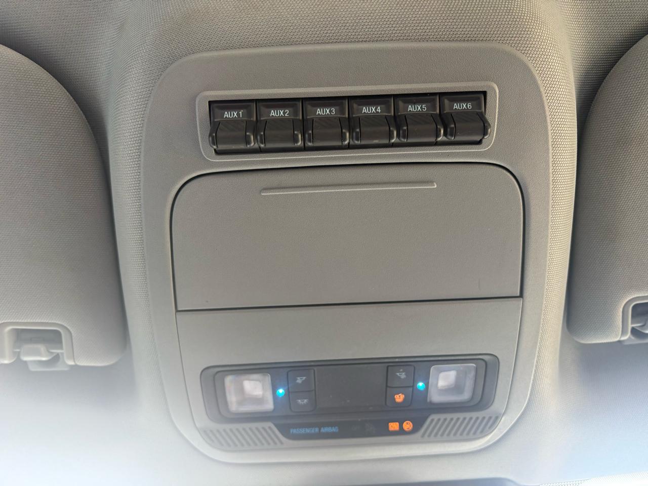 Ford F-250 SD XL Crew Cab 4WD 2023