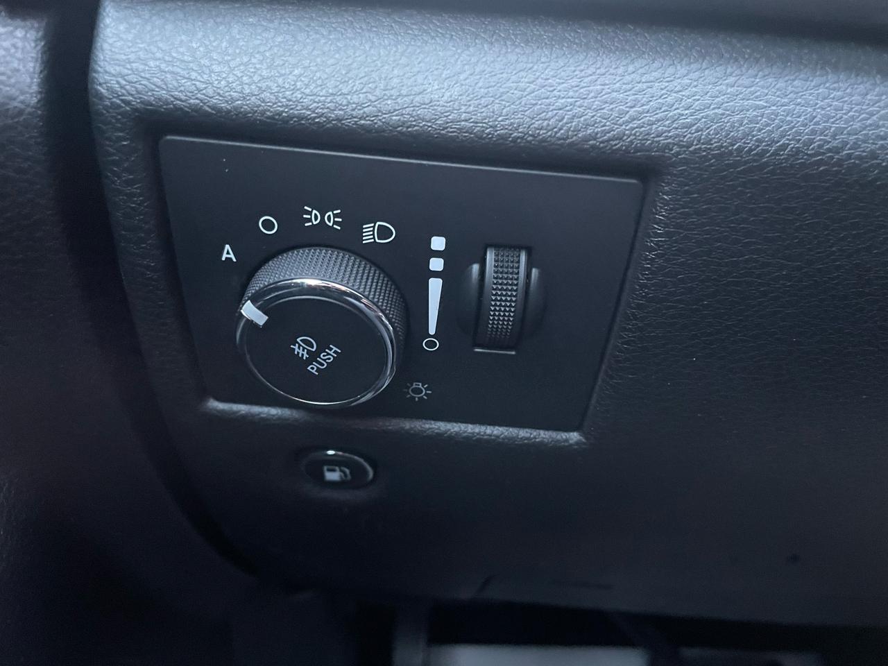 Jeep Grand Cherokee Laredo 4WD 2020