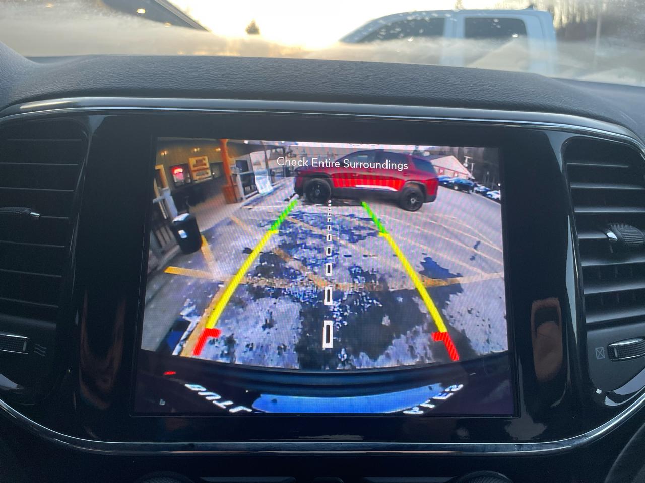 Jeep Grand Cherokee Laredo 4WD 2020