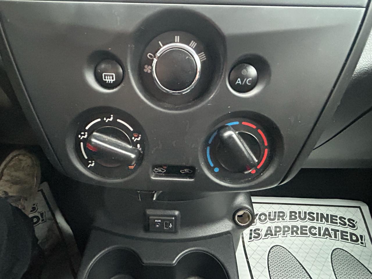 Nissan Versa 1.6 S 5M 2019